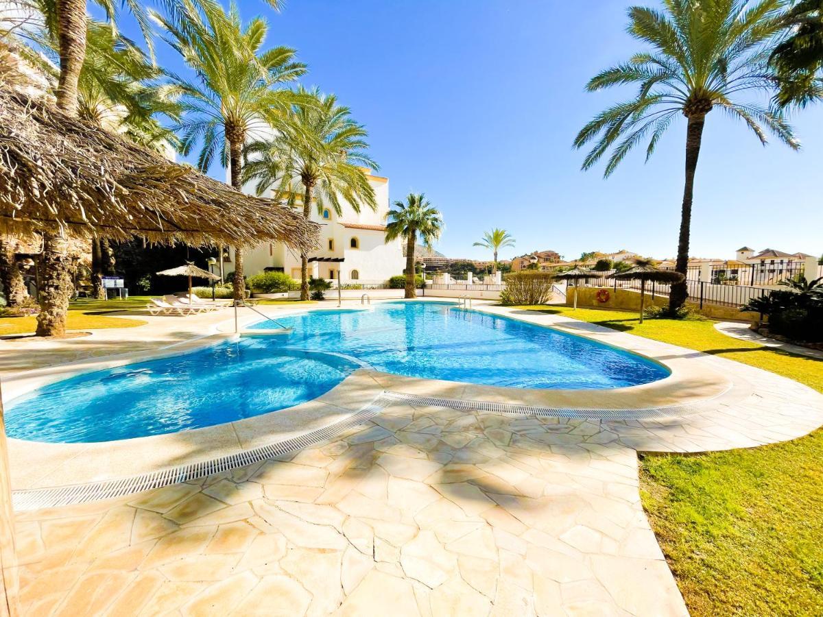 Ocean Mascarat Apartment Алтеа Екстериор снимка